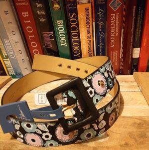 NWT Libby Edelman flower embroidered belt